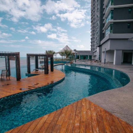 Cozy Seaview Studio At Imperium Residence Tanjung Lumpur Kuantan Dış mekan fotoğraf