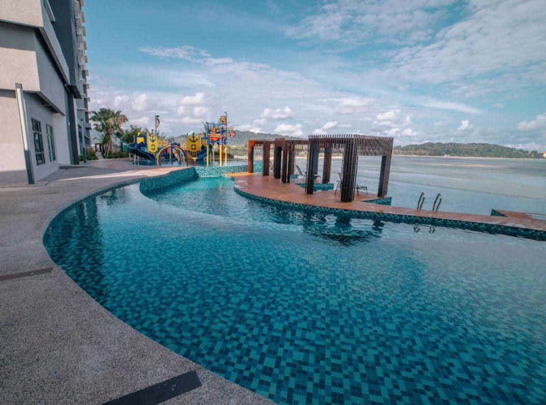 Cozy Seaview Studio At Imperium Residence Tanjung Lumpur Kuantan Dış mekan fotoğraf